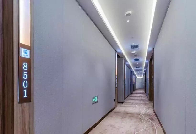 Hanting Hotel Baoding Baigou International Suitcase And Bags Bazaar