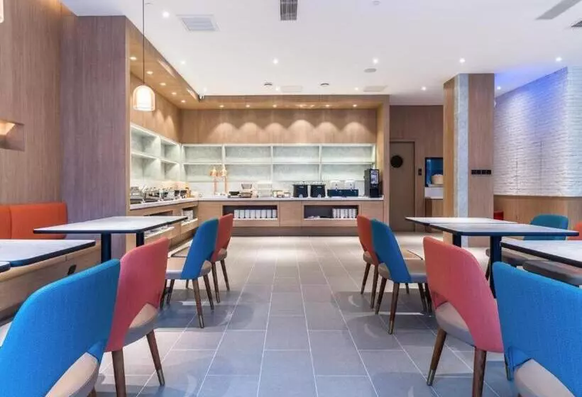 Hanting Hotel Baoding Baigou International Suitcase And Bags Bazaar