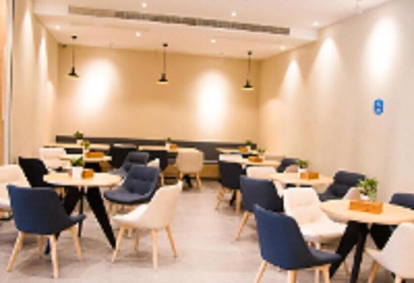 Hanting Hotel Dangtu County