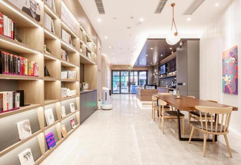 Hanting Hotel Guiyang Big Cross Square