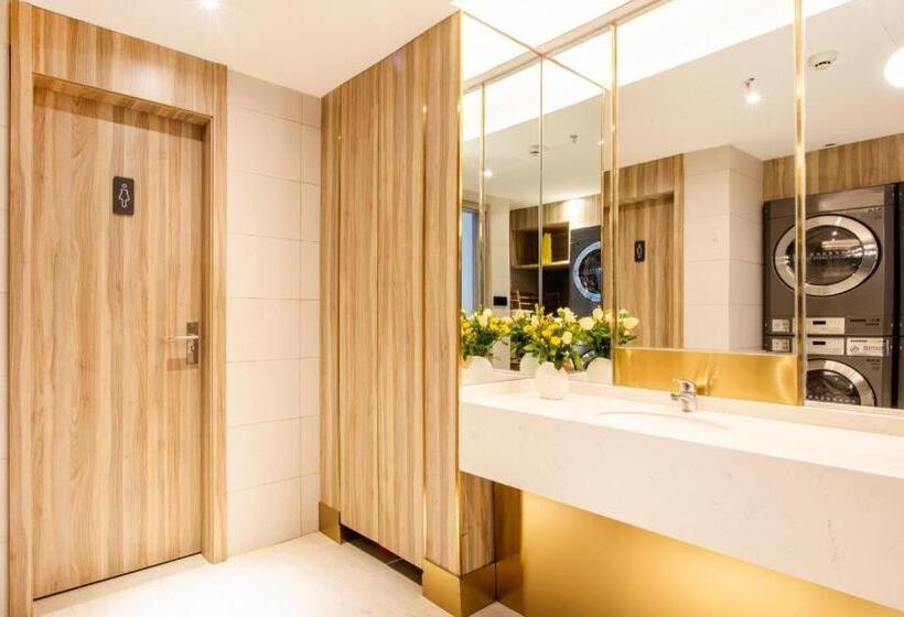 Hanting Hotel Guiyang Big Cross Square