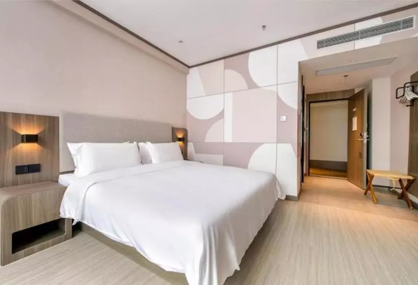 Hanting Hotel Maoming Railway Station