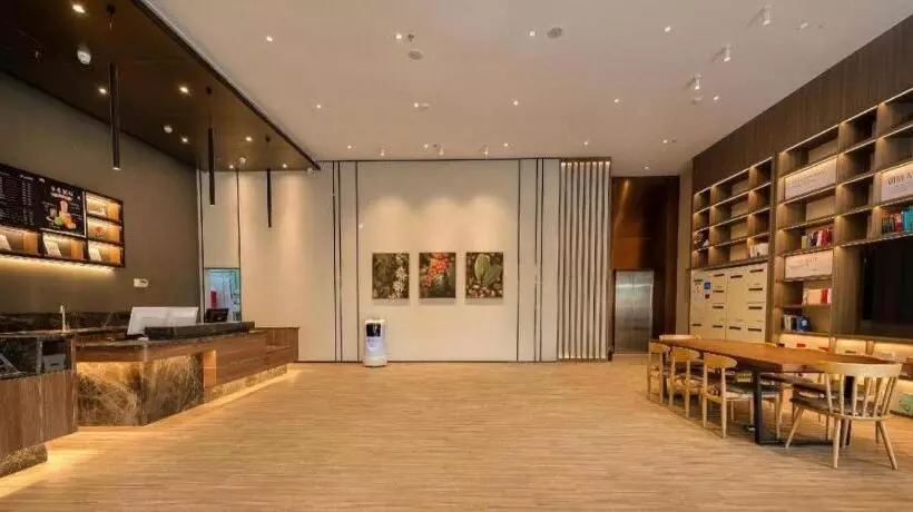 Hanting Hotel Maoming Railway Station