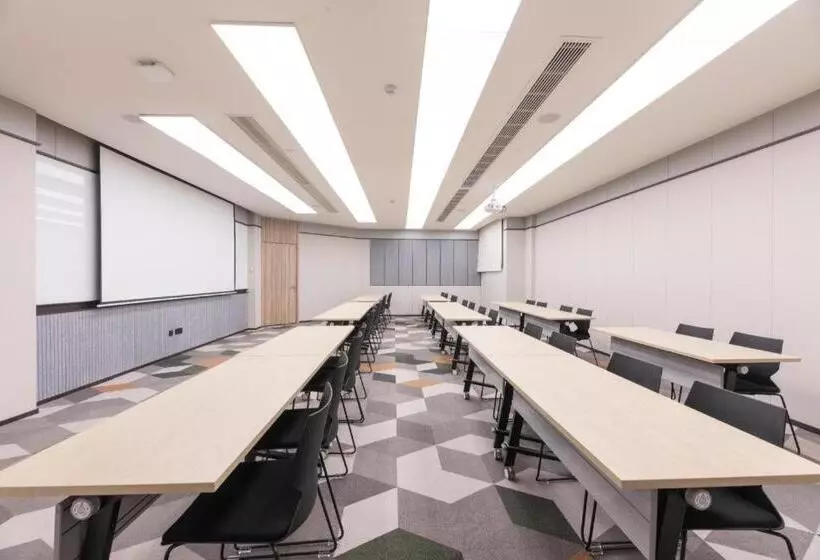 Hanting Hotel Wuhu Nanling County