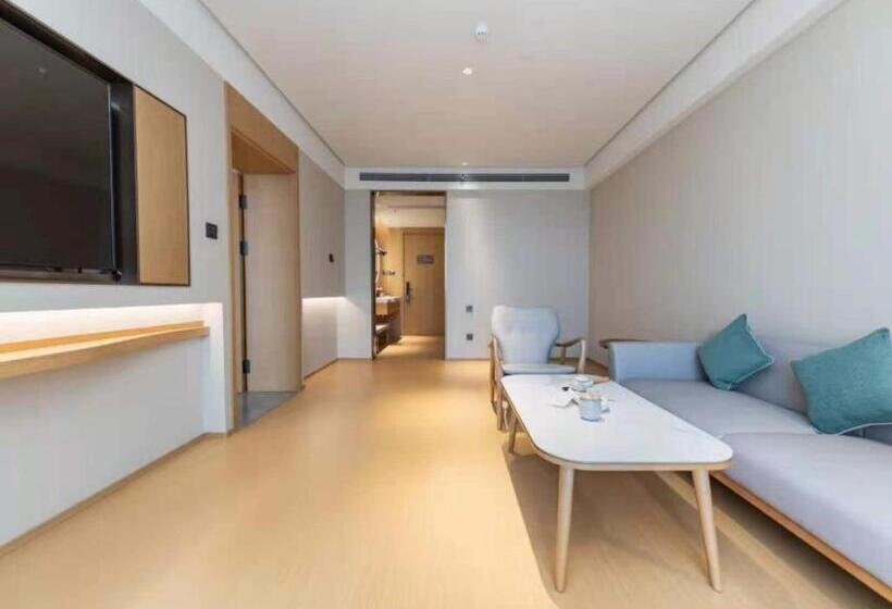 Ji Hotel Anqingyue West Hot Spring Avenue