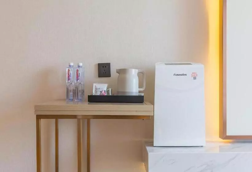 Lavande Hotel Tianjin Huayuan