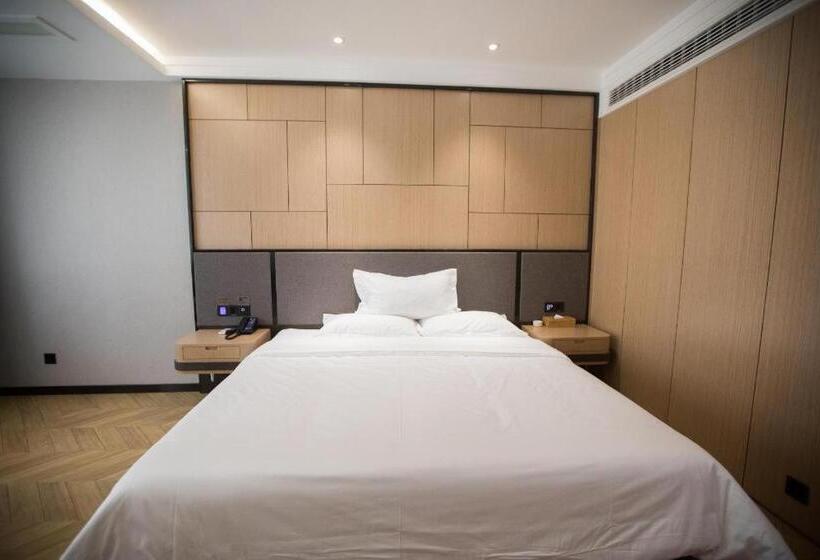 Starway Hotel Linqi Renmin Square