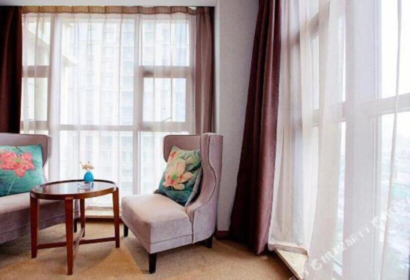 Starway Hotel Luoyang Sports Center