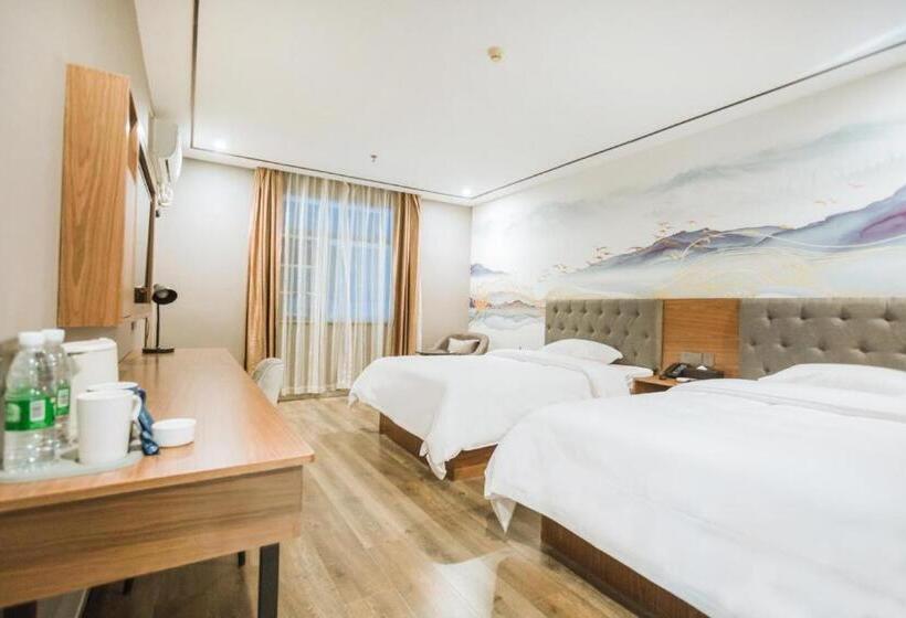 Starway Hotel Nanchang Honggutan Cuiyuan Road Metro Station