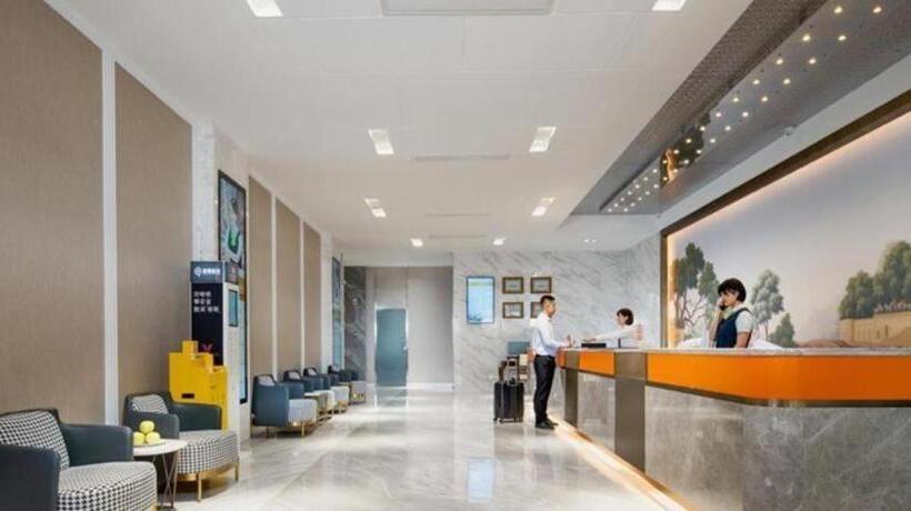 Vienna Hotel Jinan Beiyuan Street Red Star Macalline