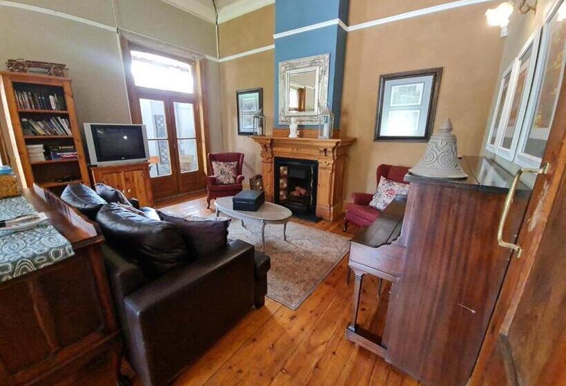 צימר Hill Manor Room 2 Self Catering Unit