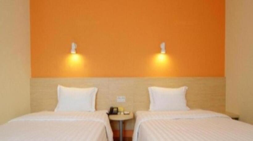 호텔 7 Days Inn Jixian County Baowei Road