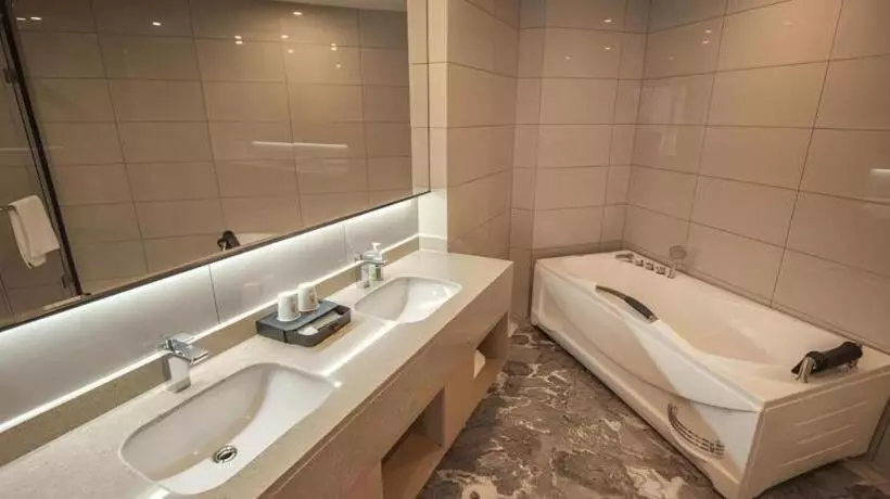 Hotelli City Comfort Inn Luoyang Yanshi Baima Temple