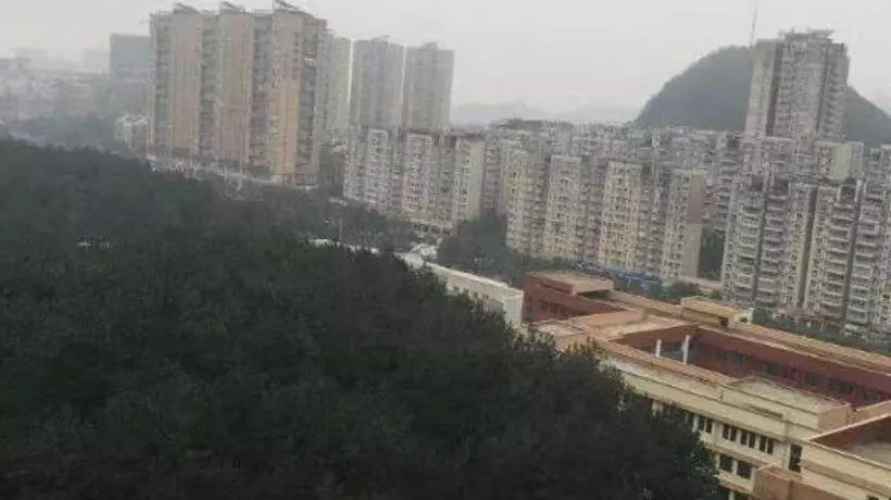 ホテル Iu Hote Guiyang Olympic Sports Center Huarun Wanxianghui