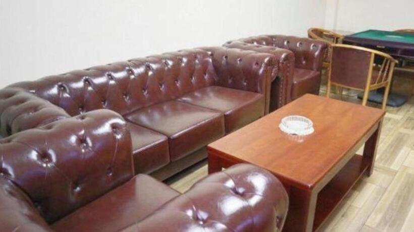 Hotel James Joyce Coffetel Baoding Railway Station