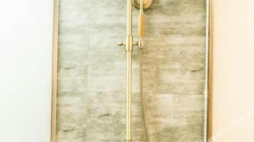 Hotel James Joyce Coffetel Baoding Railway Station