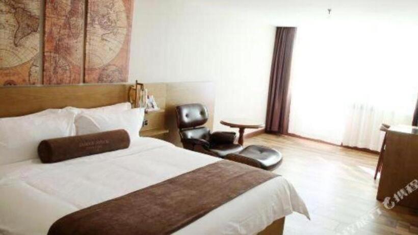 Hotel James Joyce Coffetel Baoding Railway Station