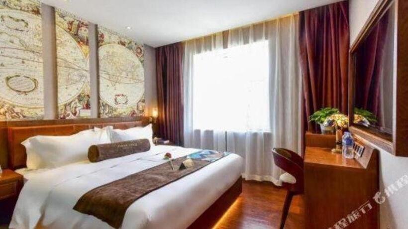 Hotel James Joyce Coffetel· Xining Chaidamu Road