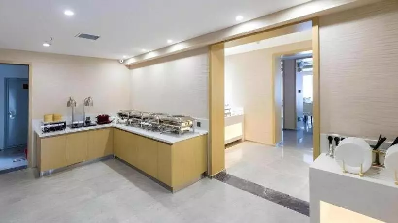 ホテル Jinjiang Inn Select Xiangyang Railway Station Qinghe Road