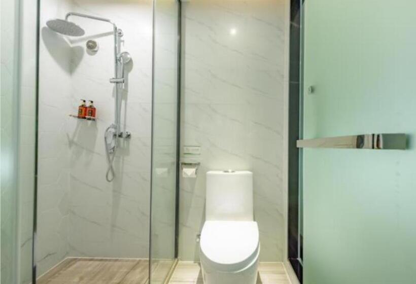 Immersing Hotel Yangshuo West Street Li Lake Travel Photography