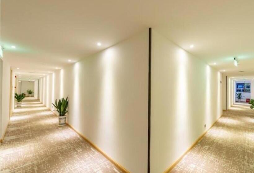 Immersing Hotel Yangshuo West Street Li Lake Travel Photography