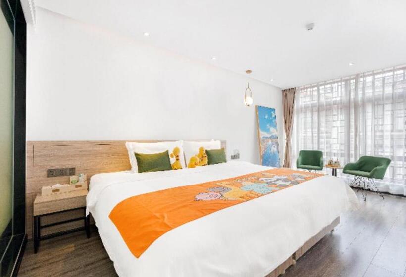 Immersing Hotel Yangshuo West Street Li Lake Travel Photography