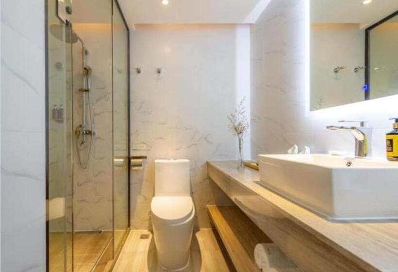 Immersing Hotel Yangshuo West Street Li Lake Travel Photography