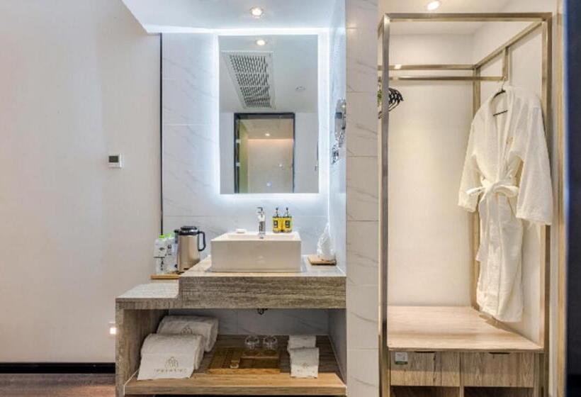 Immersing Hotel Yangshuo West Street Li Lake Travel Photography