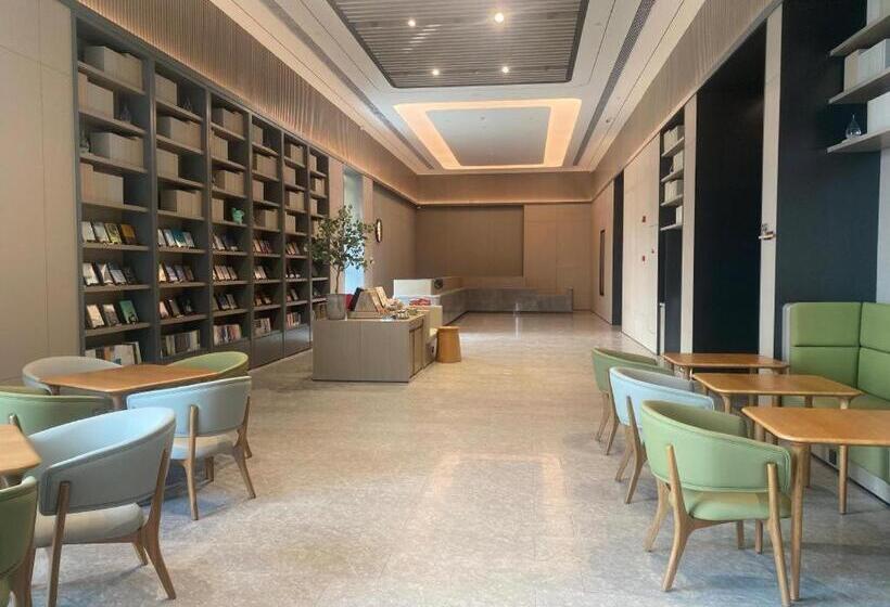 Ji Hotel Chengdu Sichuan Normal University