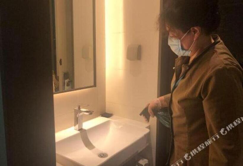 Magnotel Hotel Dandong Railway Yalv River