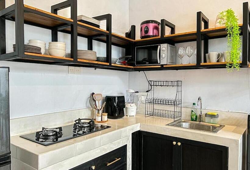 펜션 Island Boy Guesthouse A Prime Location In Canggu