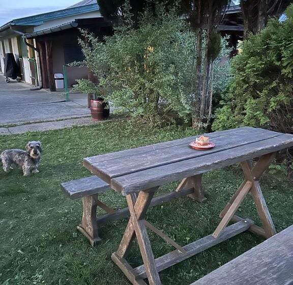 Пансион Konkoly Lovarda és Vendégház Lenti