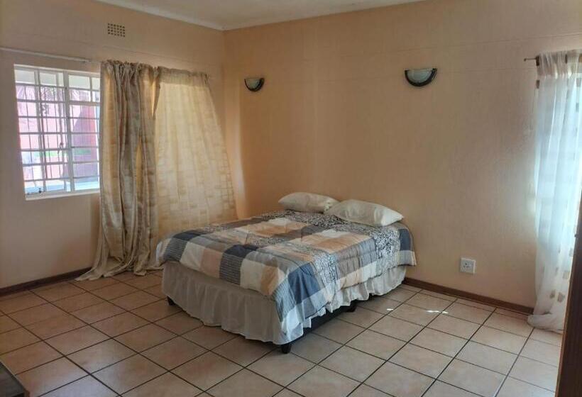 پانسیون Restwell Accommodation