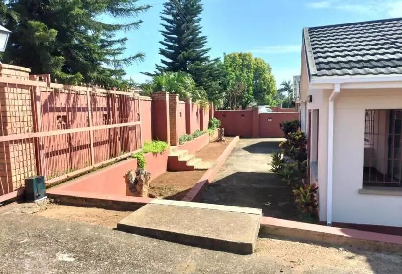 پانسیون Restwell Accommodation