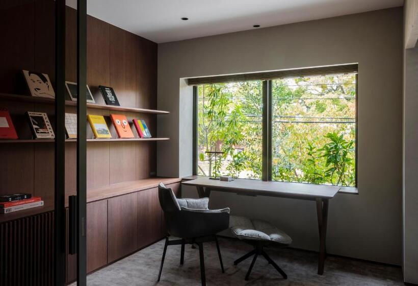 منتجع Not A Hotel Fukuoka