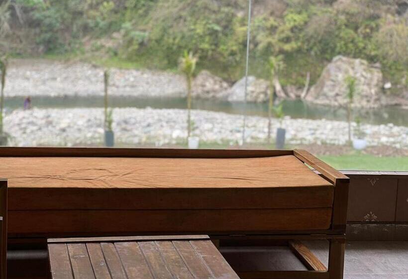 Sukham Raasa River Resort & Spa By Lawrence Hotels