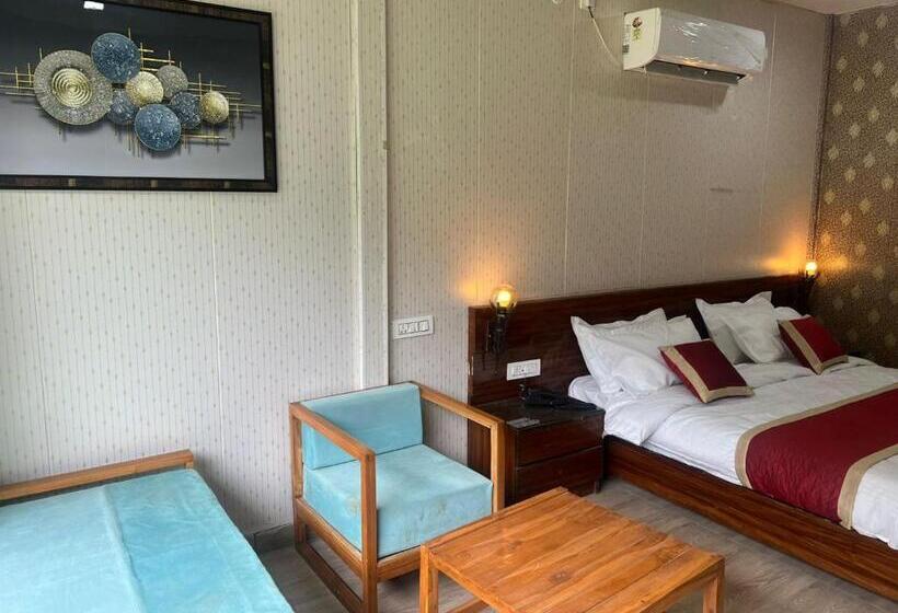 Sukham Raasa River Resort & Spa By Lawrence Hotels