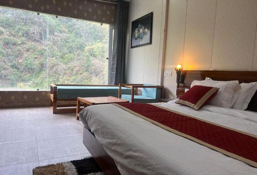 Sukham Raasa River Resort & Spa By Lawrence Hotels