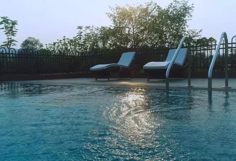 Vaani Greens Resort, Kaziranga