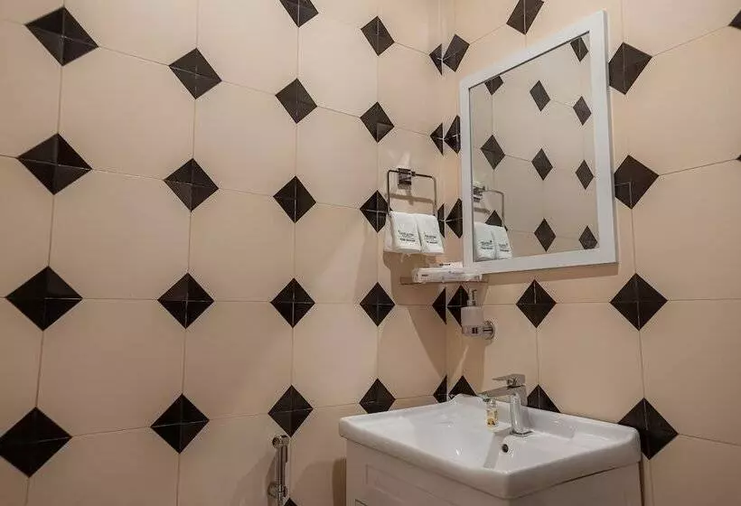 Vaani Greens Resort, Kaziranga