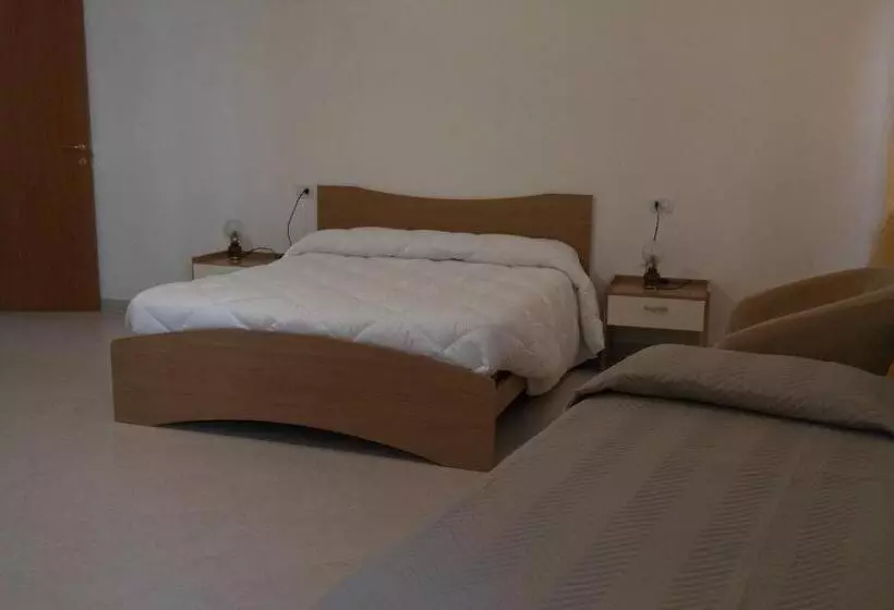 ベッドアンドブレックファースト Laetitia Guesthouse