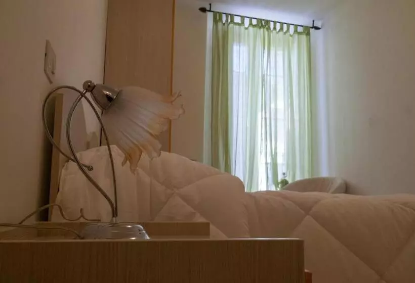 ベッドアンドブレックファースト Laetitia Guesthouse