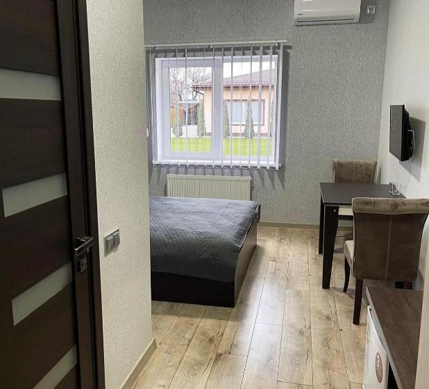 Hotel ні пуху, ні пера!