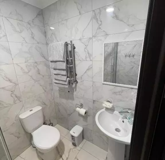 Hotelli ні пуху, ні пера!