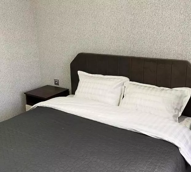 Hotelli ні пуху, ні пера!