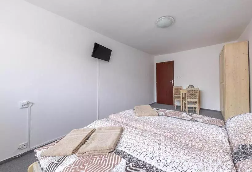 Hotelli Pivovar Polička