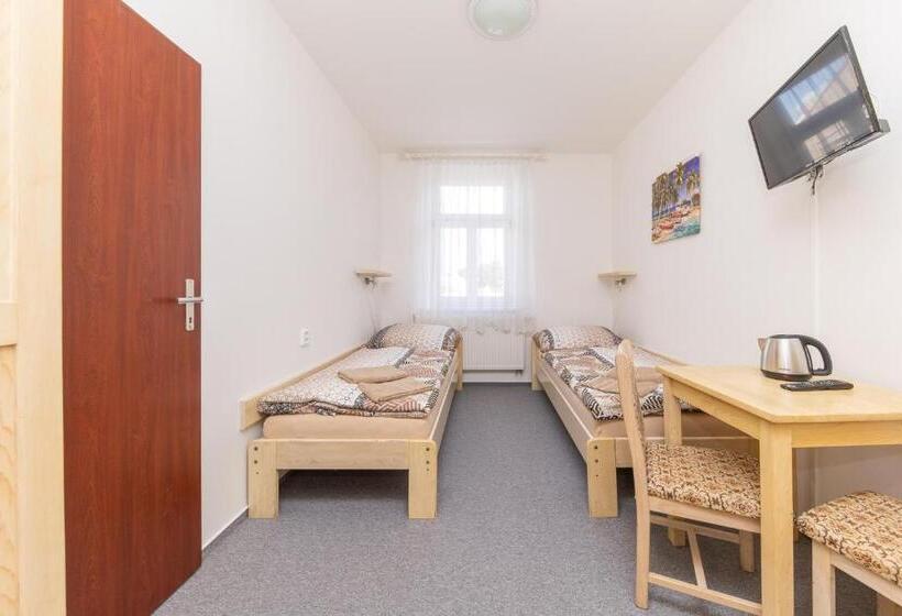 בית מלון כפרי Pivovar Polička