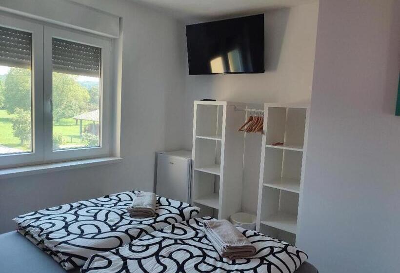 هتل Tilka`s House