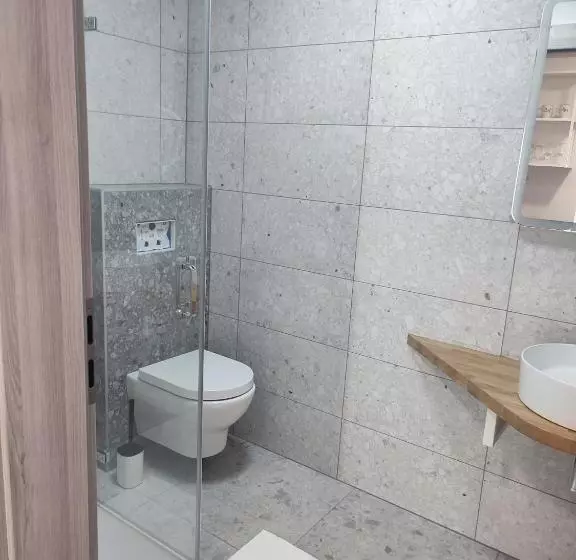 هتل Tilka`s House