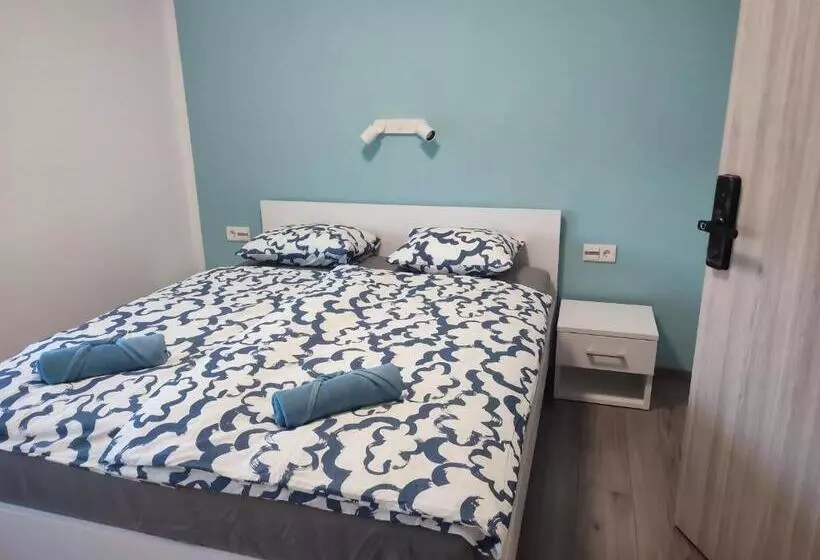 هتل Tilka`s House